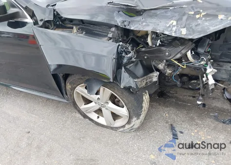 2013 Volkswagen Passat 2.5L Se from USA, damaged, VIN 1VWBH7A38DC088638